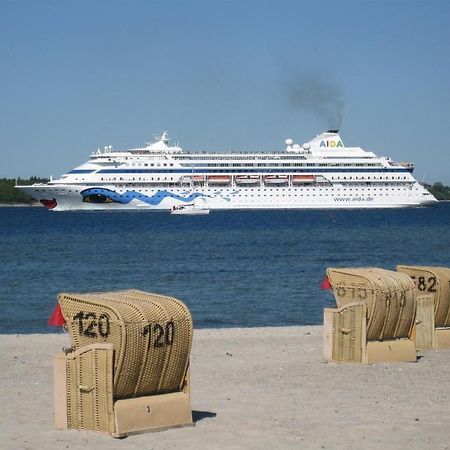 Dampfer 1 Ostwind Apartamento Laboe Exterior foto